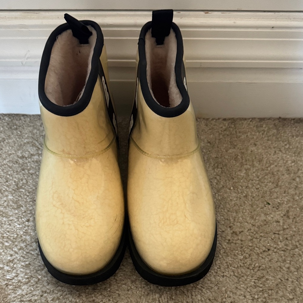 UGG Cream White Ankle Boots with Black Trim